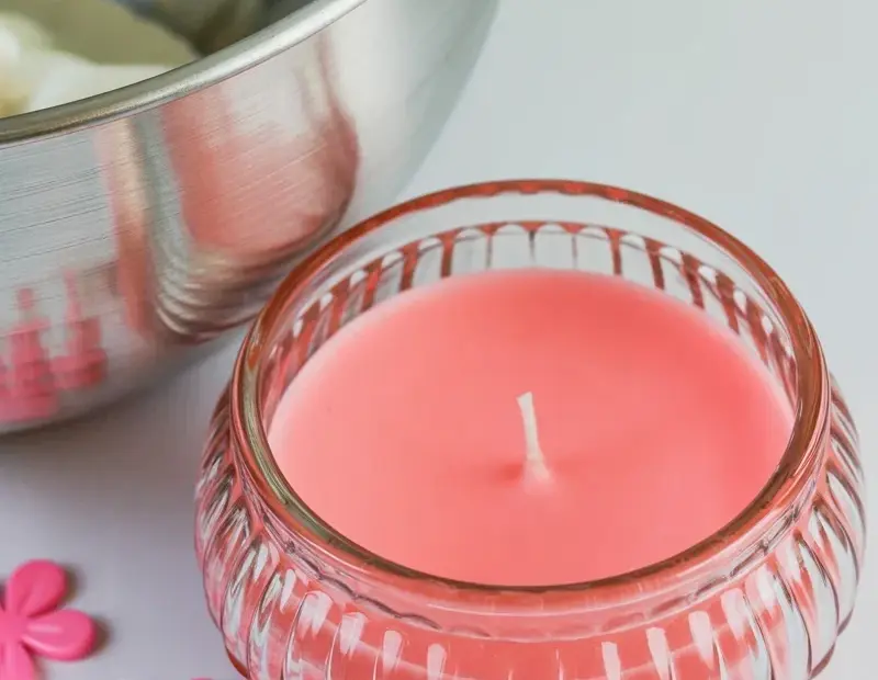 Pink Candle Decor Idea with Ribbed Glass Holder | Easy Flower Accents